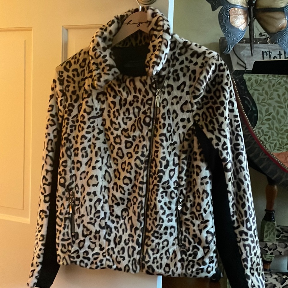 Leopard short jacket! Without tags brand new! XS